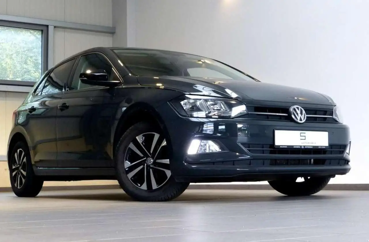 Photo 1 : Volkswagen Polo 2019 Essence