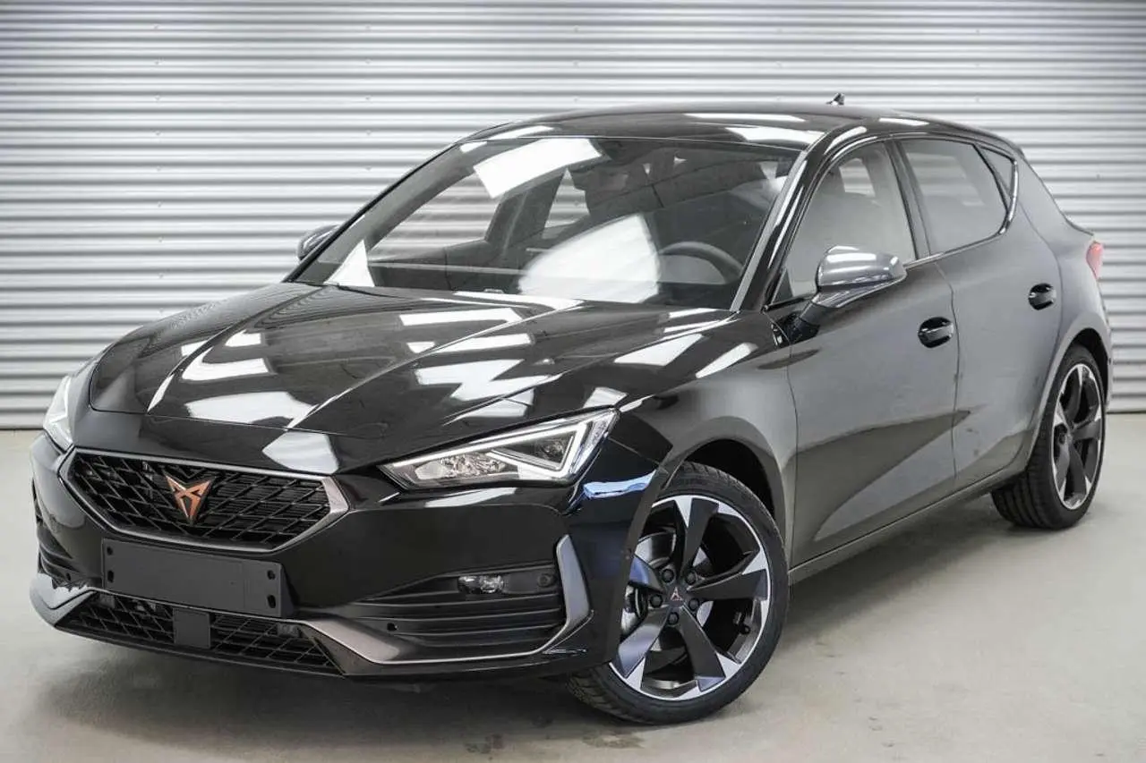 Photo 1 : Cupra Leon 2024 Hybrid