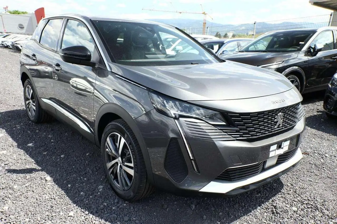 Photo 1 : Peugeot 3008 2024 Essence