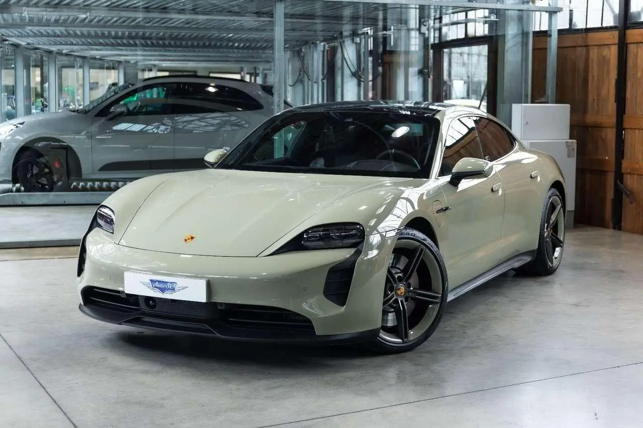 Photo 1 : Porsche Taycan 2023 Electric