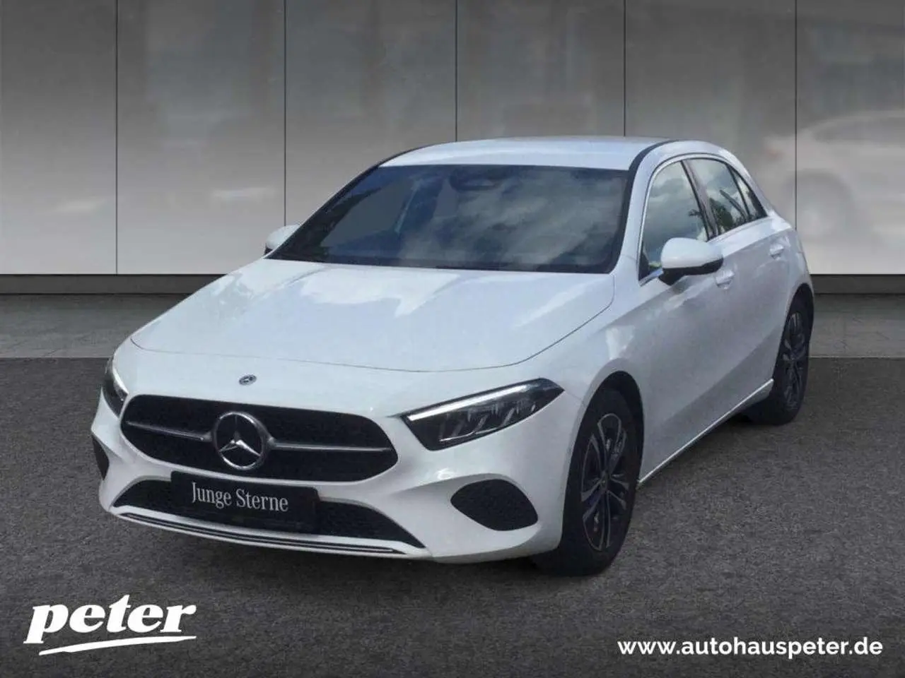 Photo 1 : Mercedes-benz Classe A 2023 Petrol