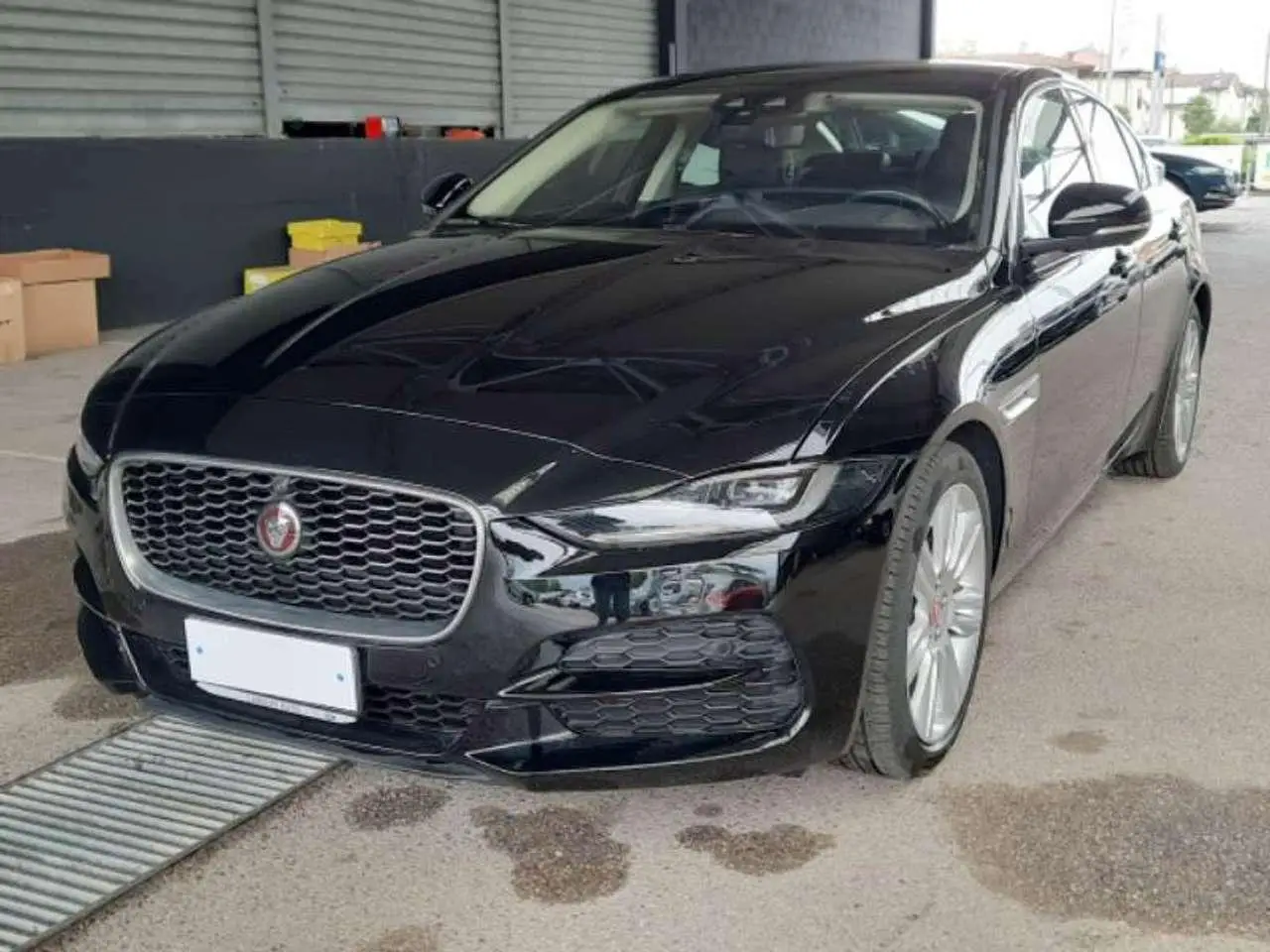 Photo 1 : Jaguar Xe 2020 Diesel