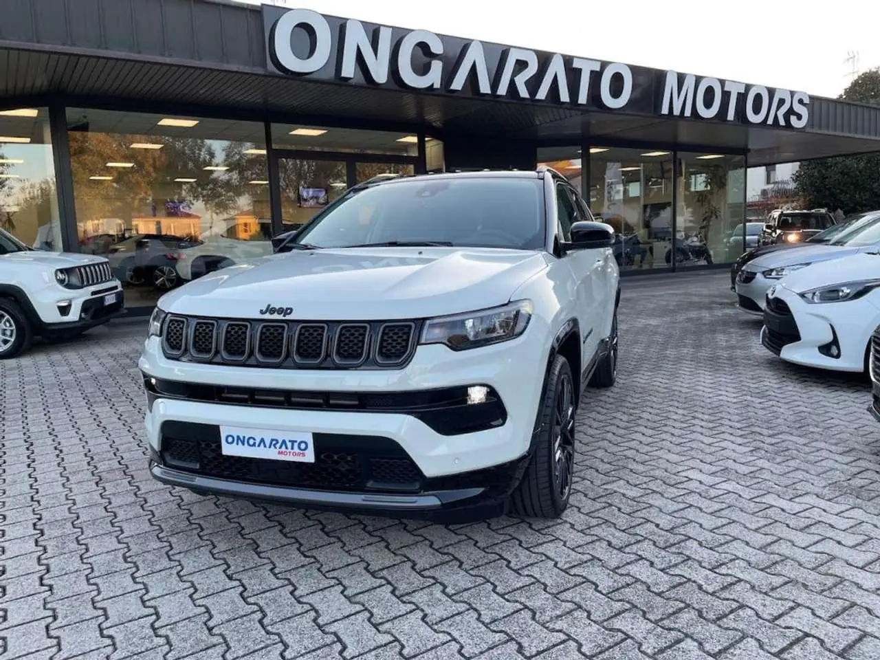 Photo 1 : Jeep Compass 2023 Hybride