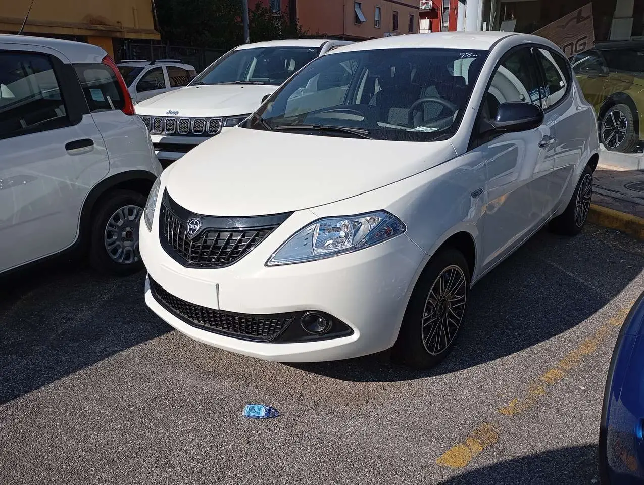 Photo 1 : Lancia Ypsilon 2024 Petrol