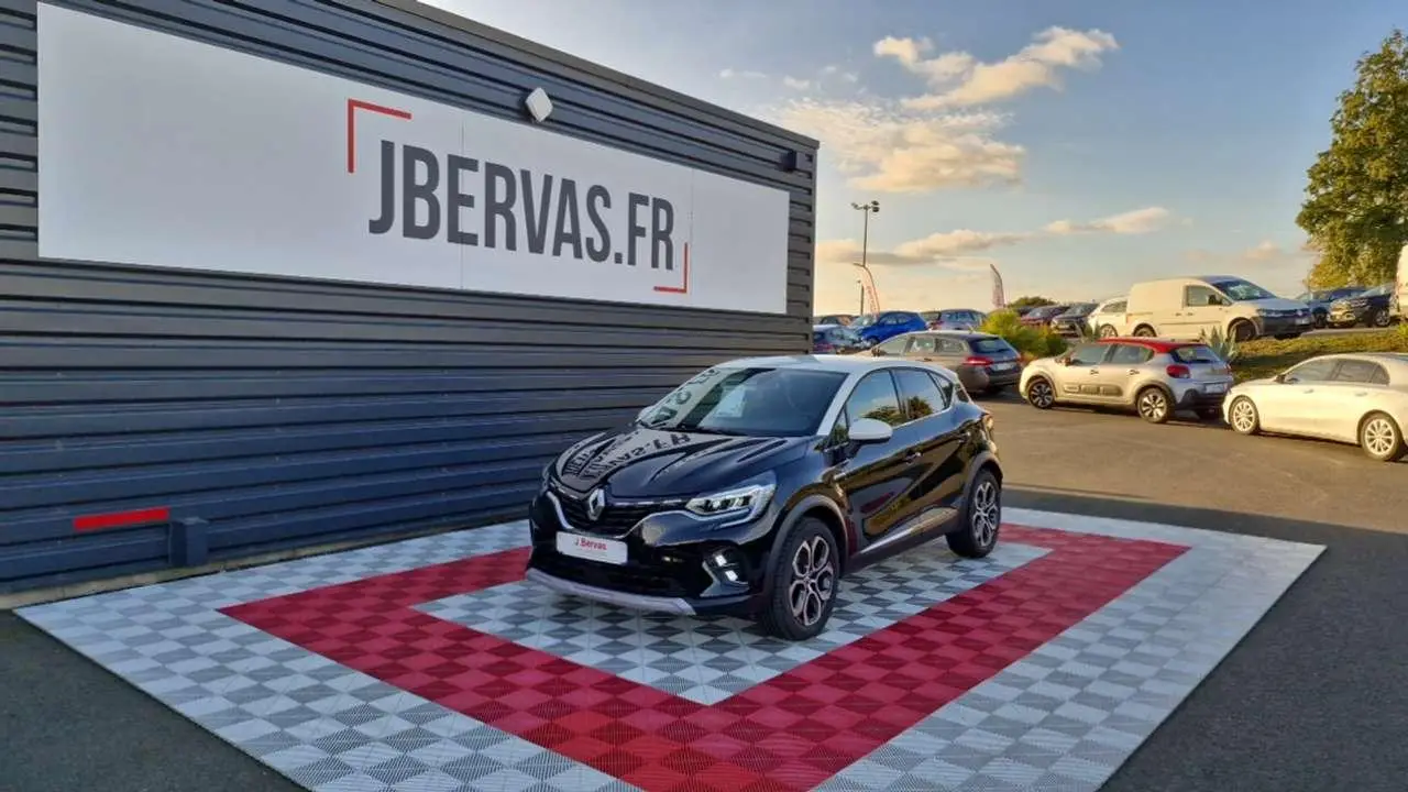 Photo 1 : Renault Captur 2023 Essence