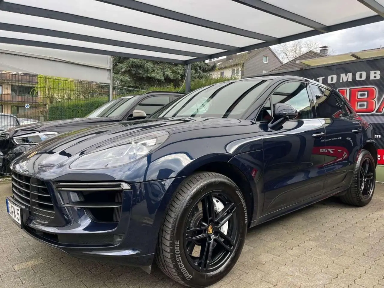 Photo 1 : Porsche Macan 2019 Essence