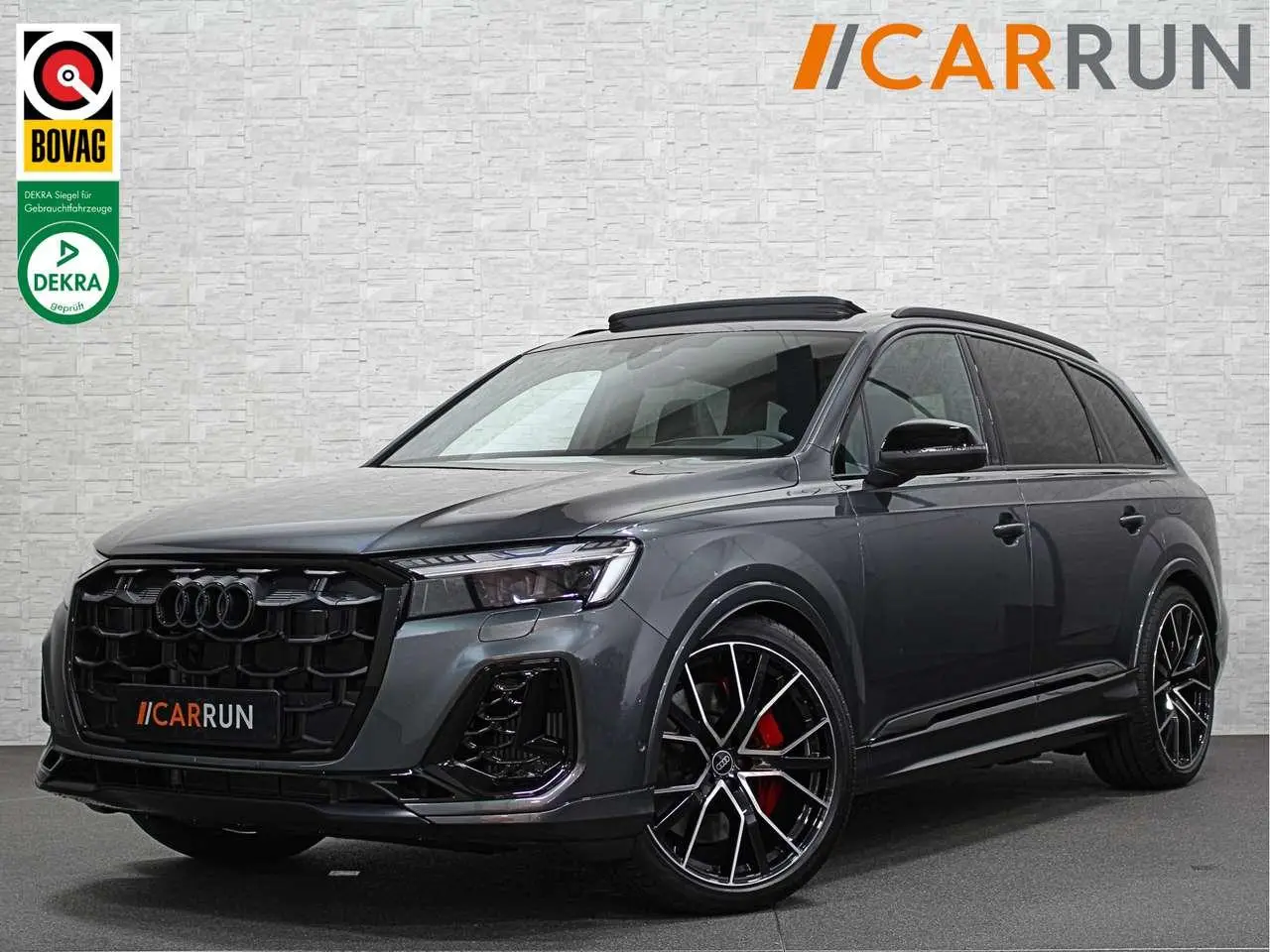 Photo 1 : Audi Q7 2024 Hybride