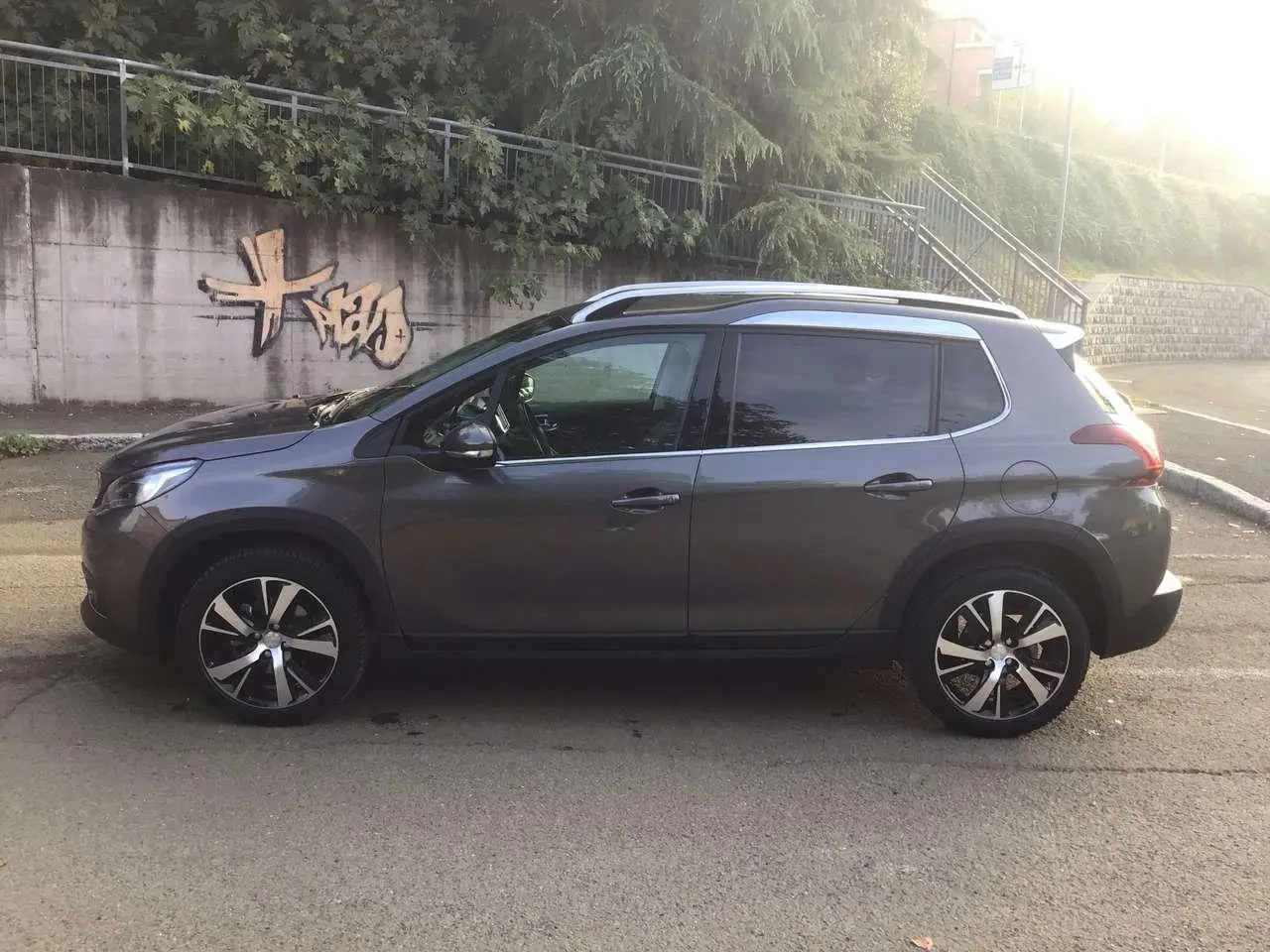 Photo 1 : Peugeot 2008 2018 Essence