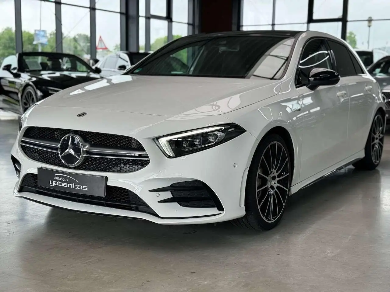 Photo 1 : Mercedes-benz Classe A 2022 Essence