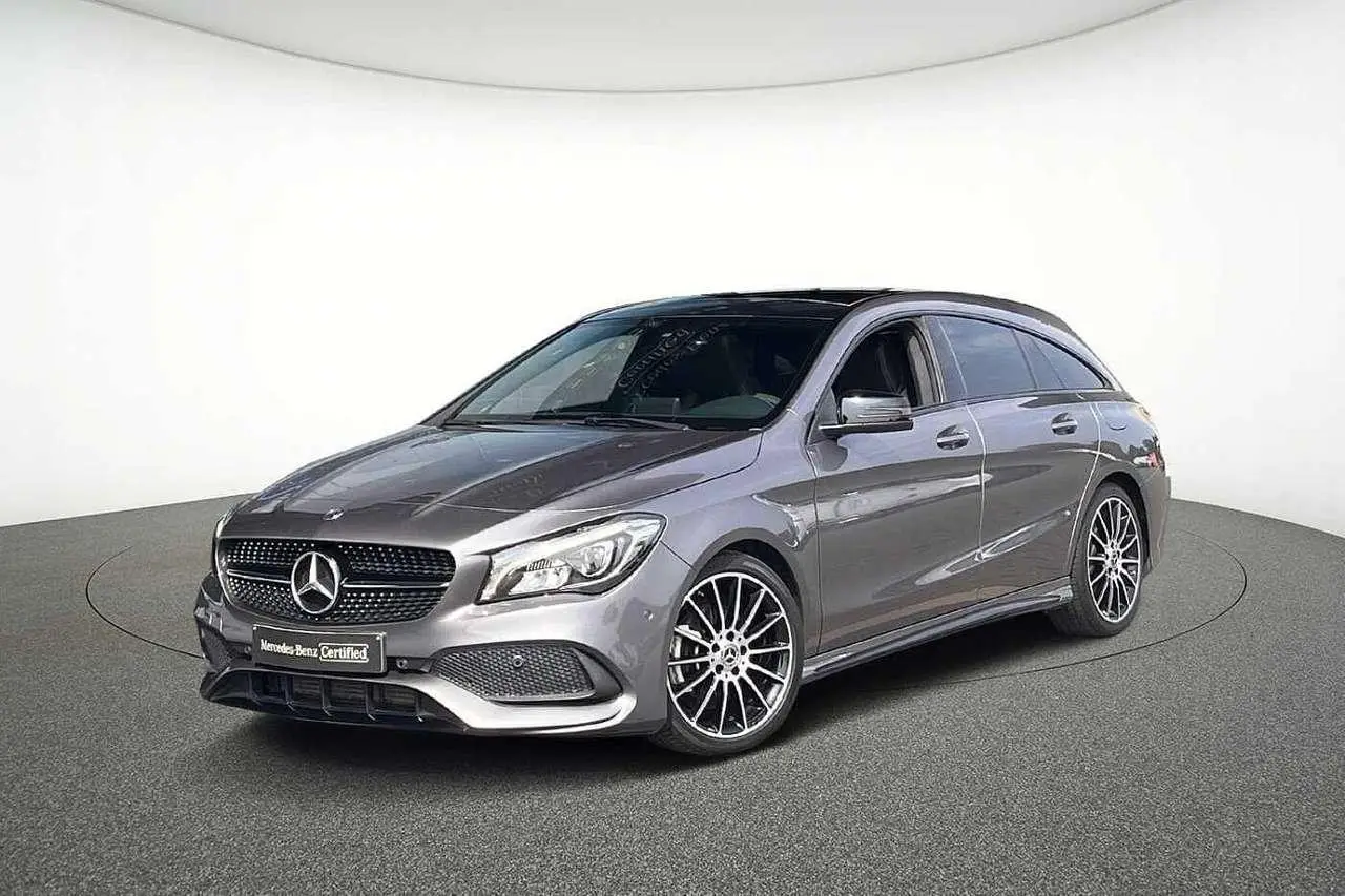 Photo 1 : Mercedes-benz Classe Cla 2018 Petrol