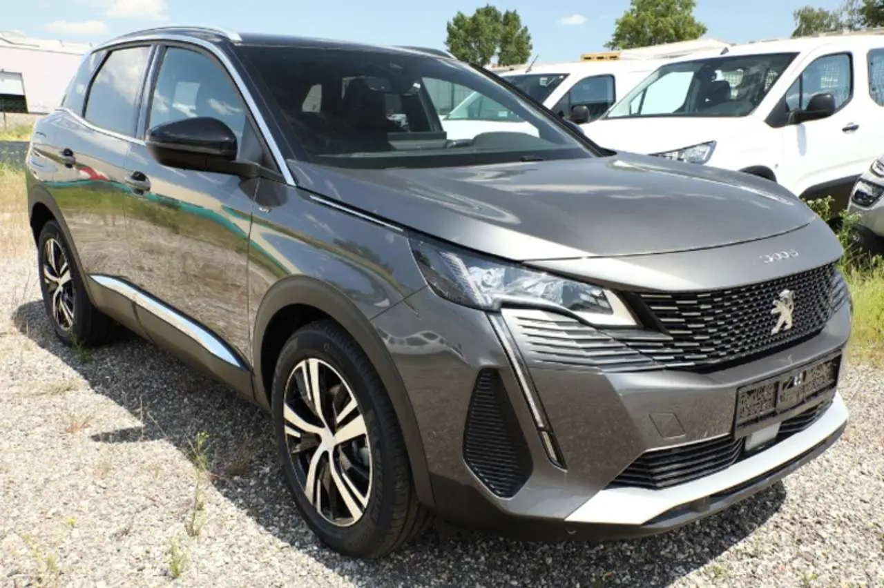 Photo 1 : Peugeot 3008 2023 Petrol