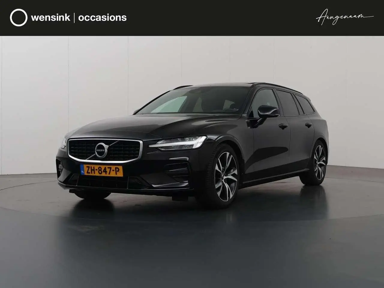 Photo 1 : Volvo V60 2019 Petrol