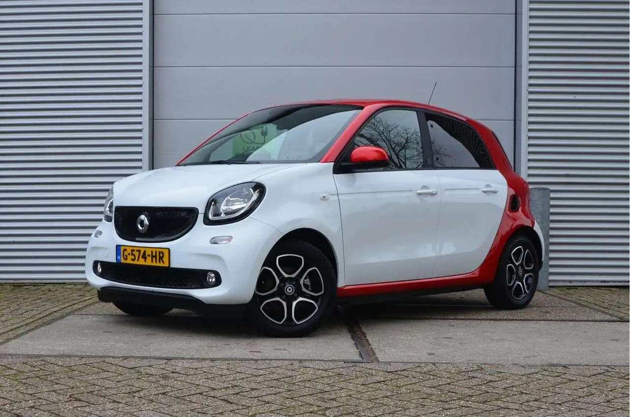 Photo 1 : Smart Forfour 2019 Electric