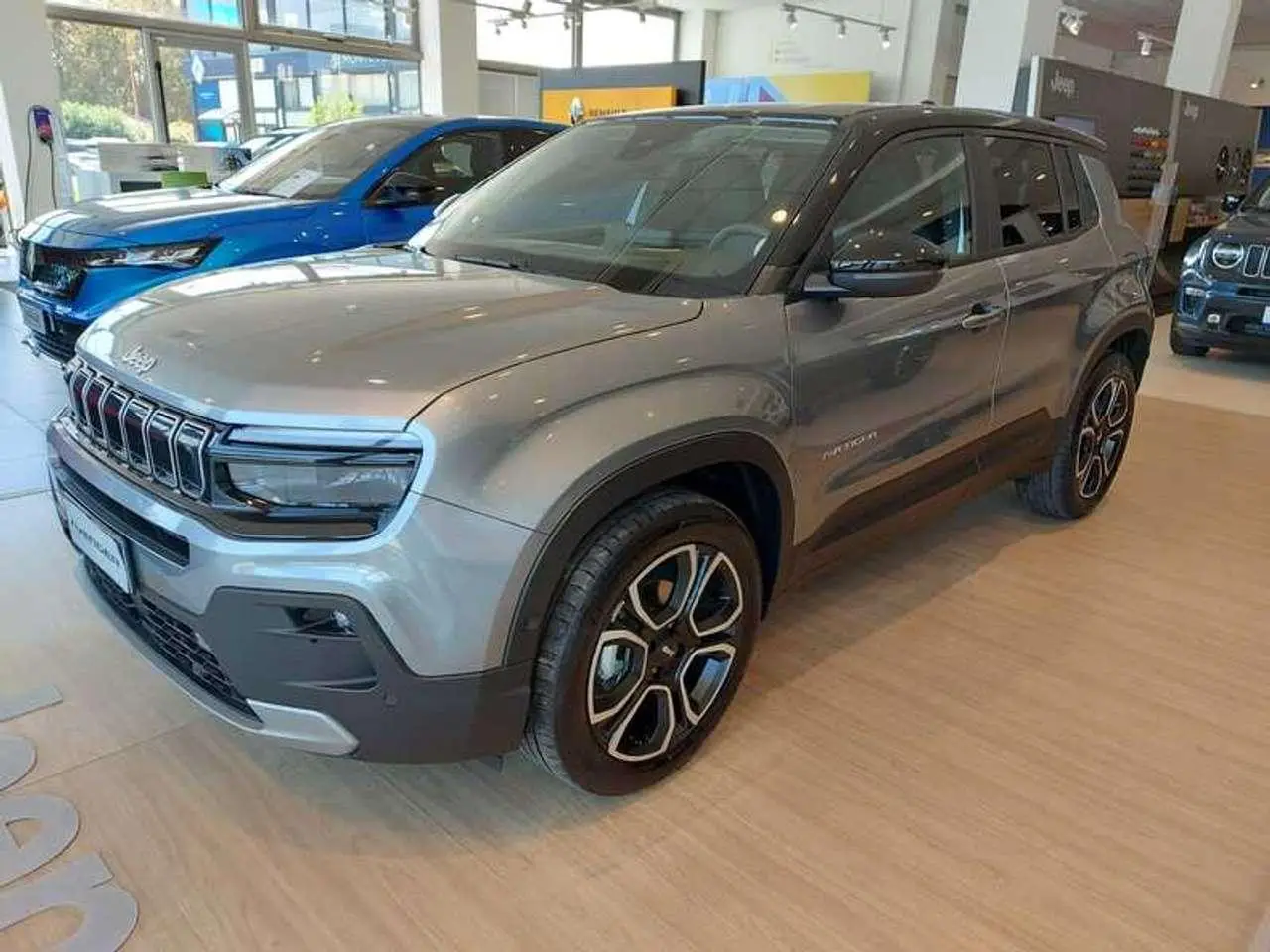 Photo 1 : Jeep Avenger 2023 Petrol