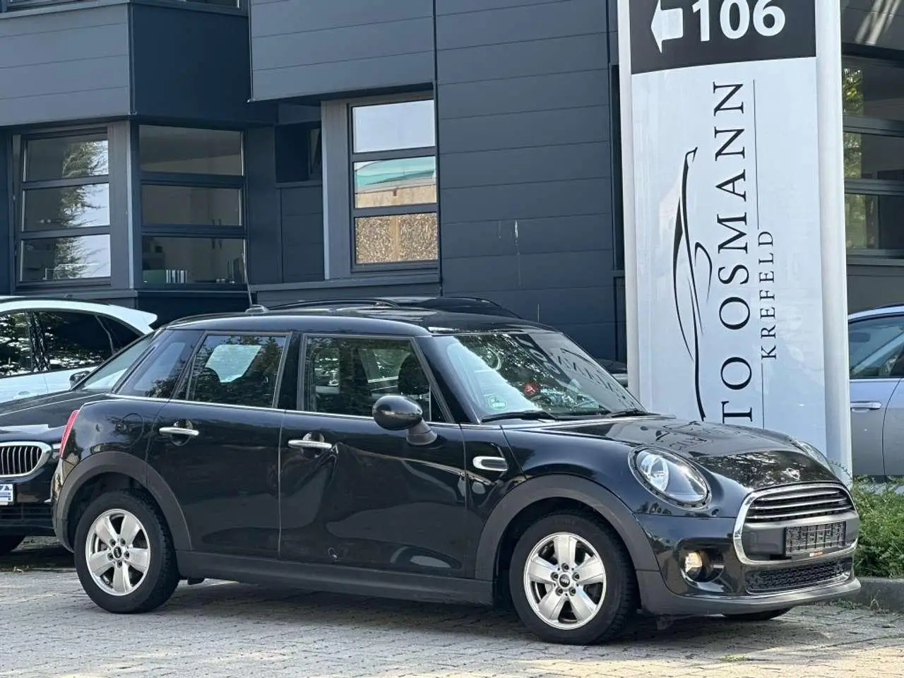 Photo 1 : Mini One 2018 Petrol