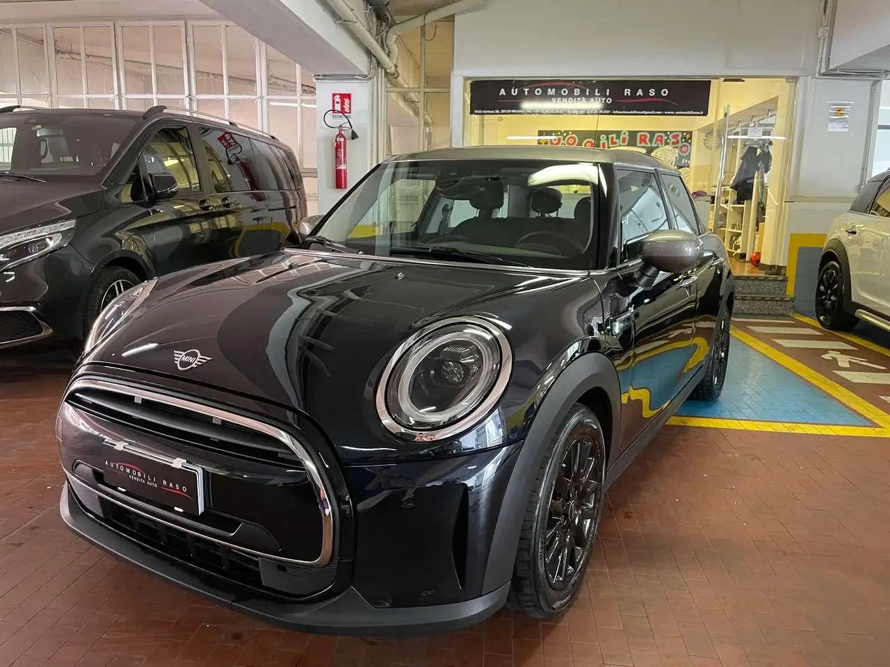 Photo 1 : Mini Cooper 2023 Petrol