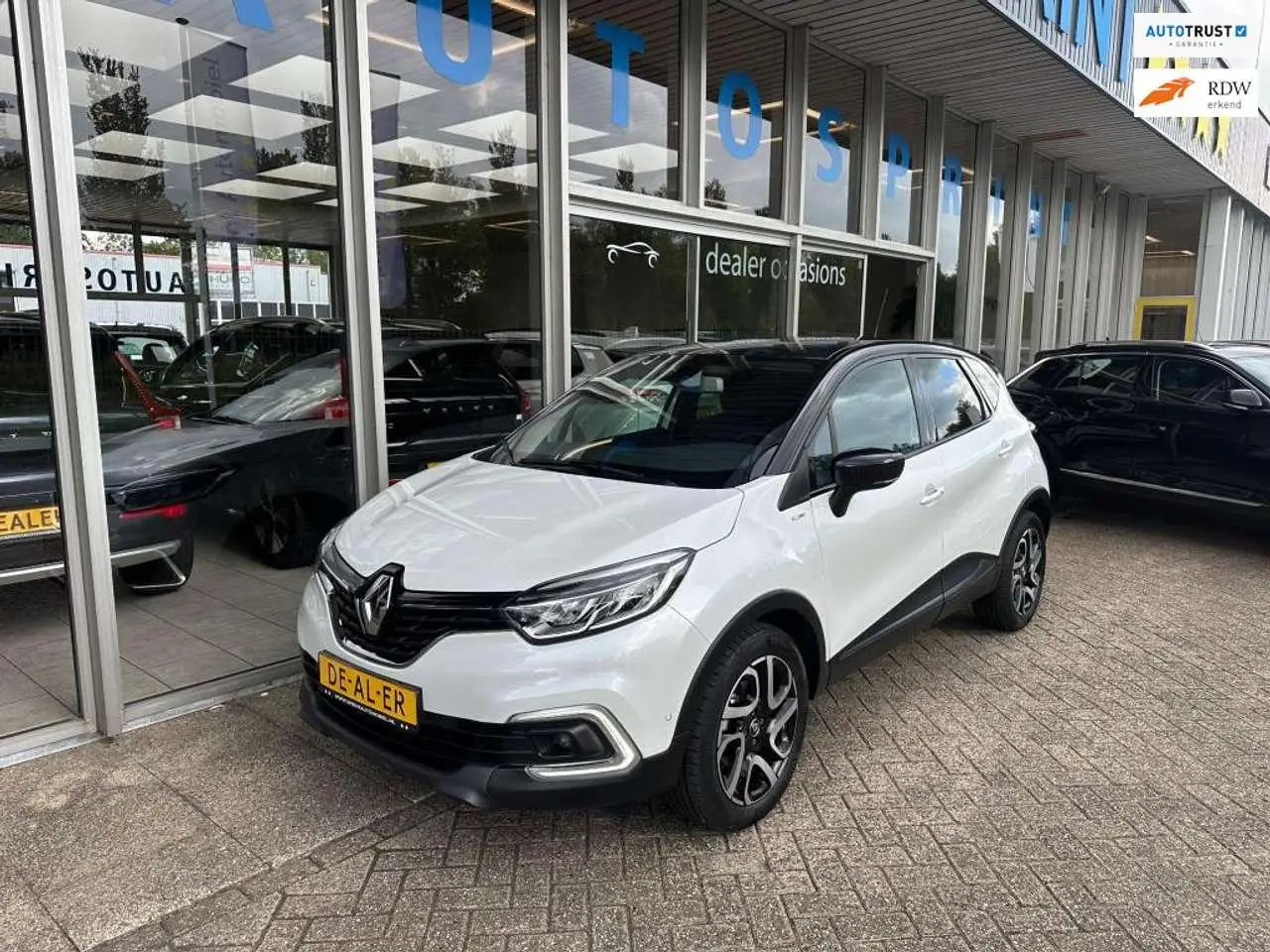 Photo 1 : Renault Captur 2018 Essence