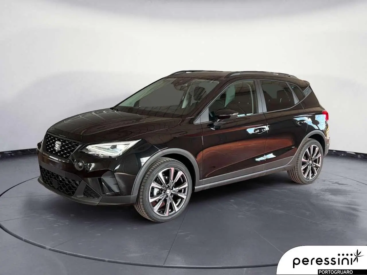 Photo 1 : Seat Arona 2024 Petrol