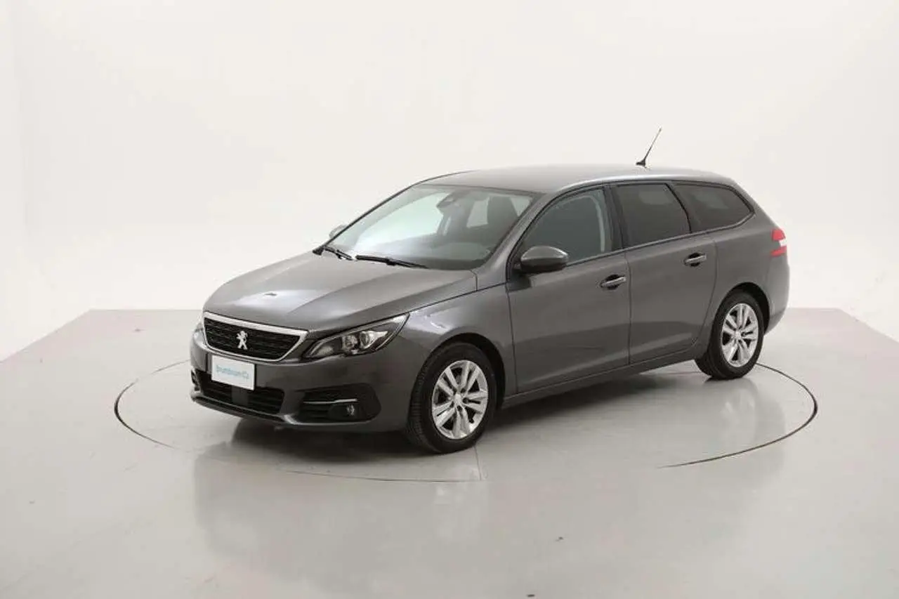 Photo 1 : Peugeot 308 2019 Diesel