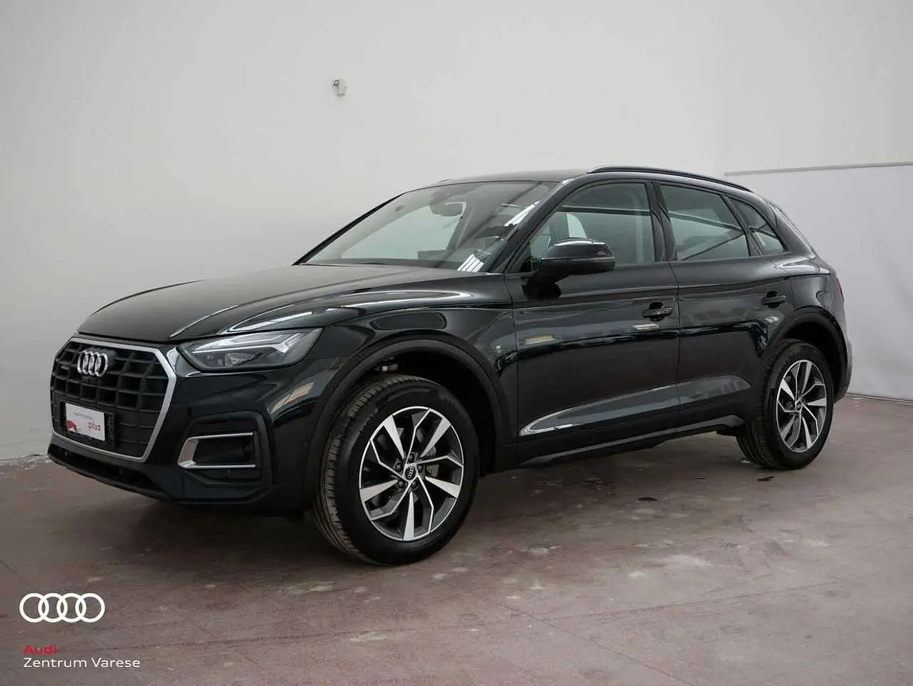 Photo 1 : Audi Q5 2021 Hybride