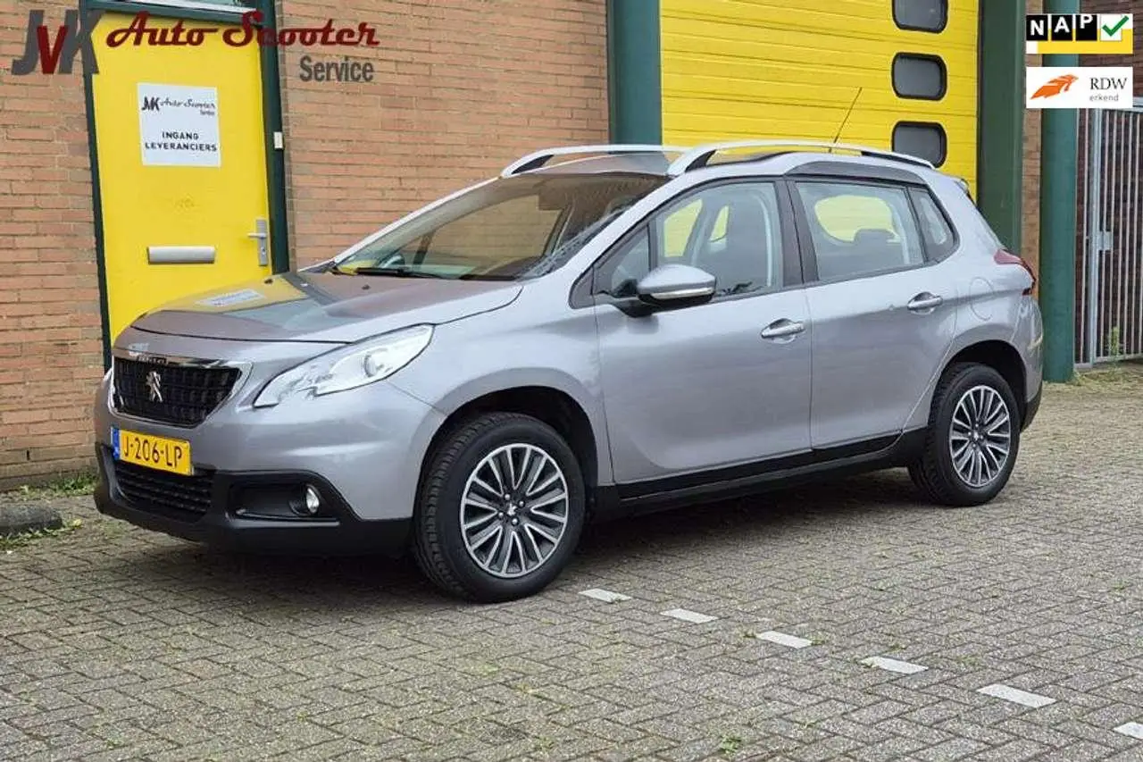 Photo 1 : Peugeot 2008 2016 Petrol