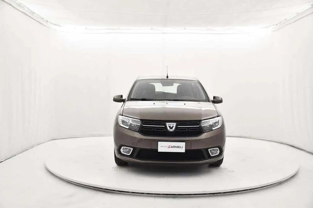 Photo 1 : Dacia Sandero 2019 Petrol