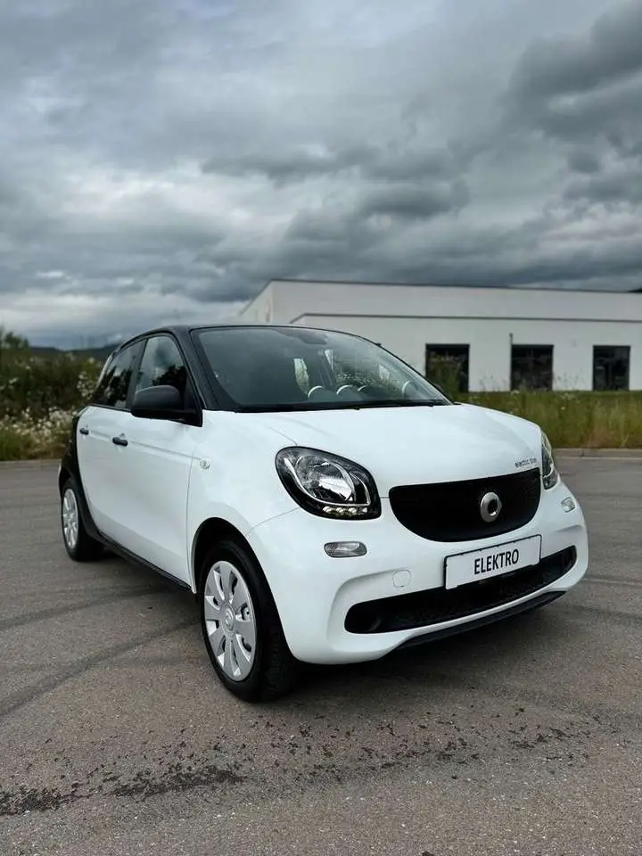 Photo 1 : Smart Forfour 2018 Électrique