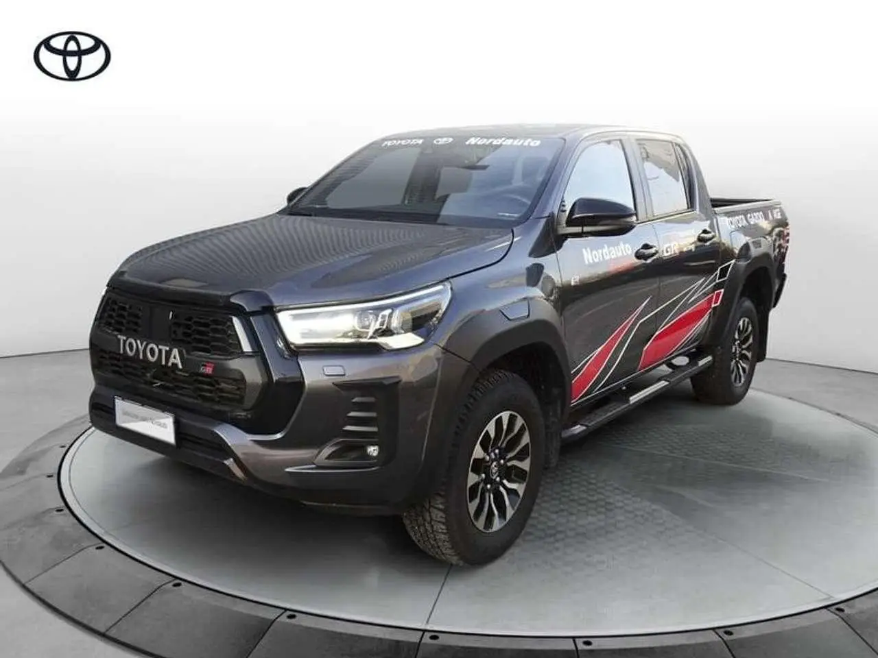 Photo 1 : Toyota Hilux 2023 Diesel