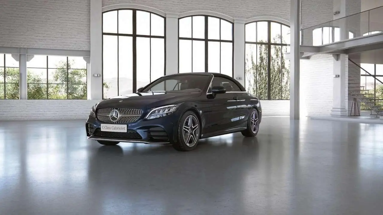 Photo 1 : Mercedes-benz Classe C 2023 Petrol