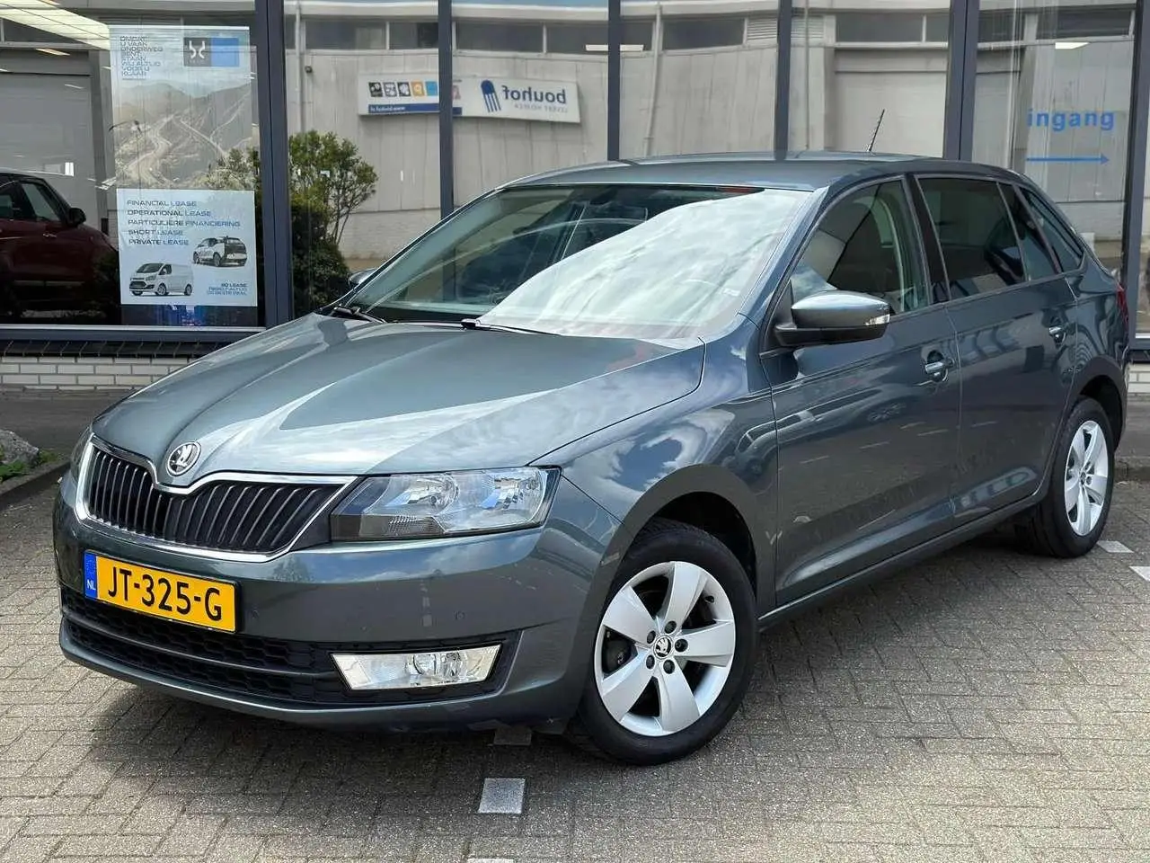 Photo 1 : Skoda Rapid 2016 Essence