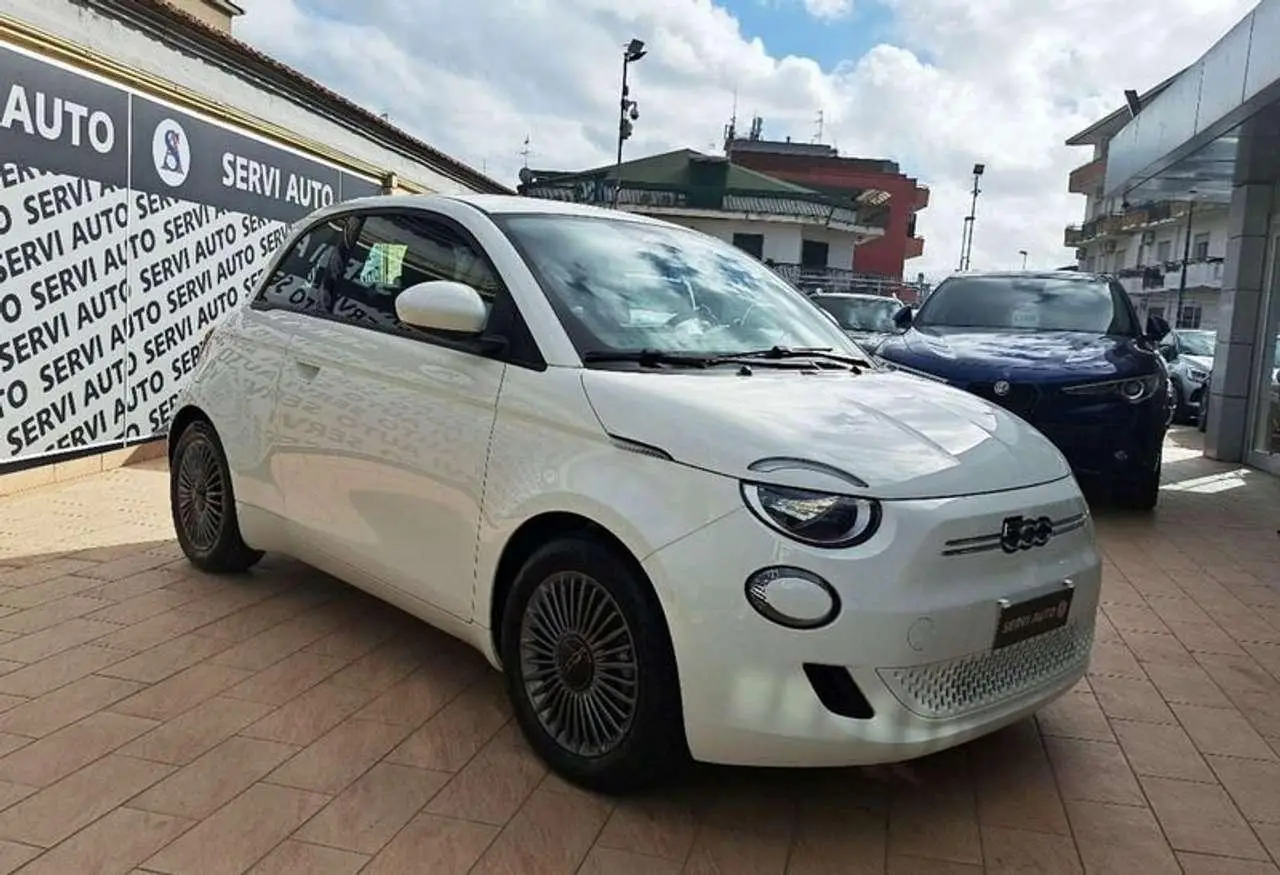 Photo 1 : Fiat 500 2021 Électrique