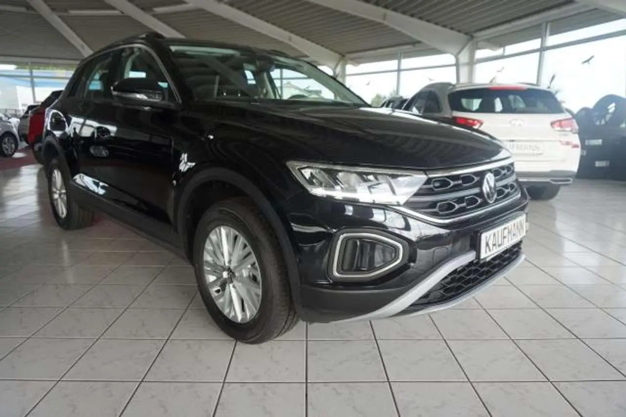 Photo 1 : Volkswagen T-roc 2024 Essence