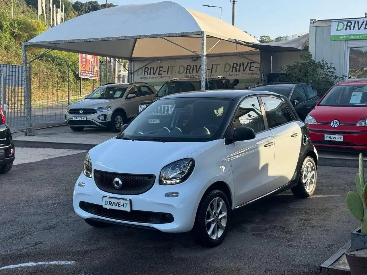 Photo 1 : Smart Forfour 2016 Petrol