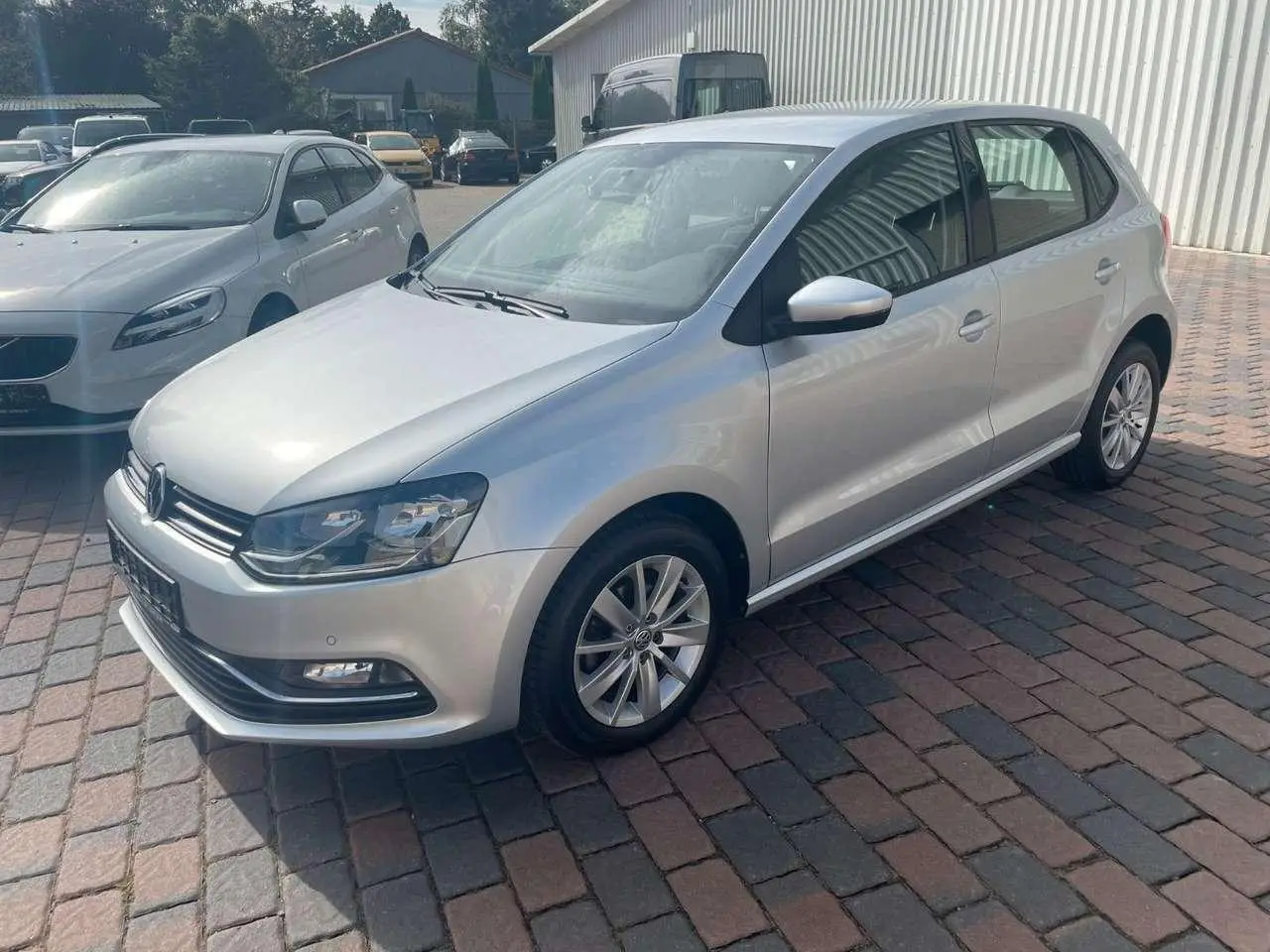 Photo 1 : Volkswagen Polo 2015 Essence