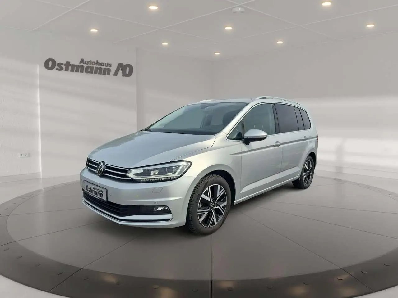 Photo 1 : Volkswagen Touran 2022 Diesel