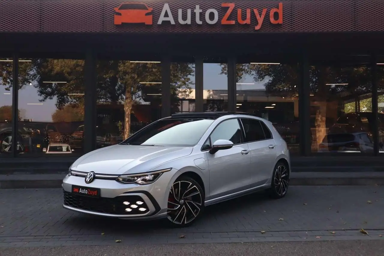 Photo 1 : Volkswagen Golf 2021 Hybrid