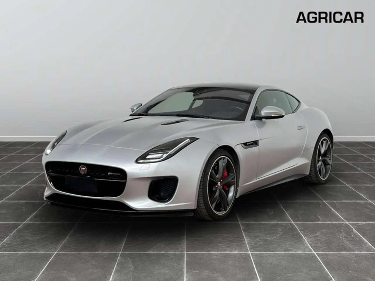 Photo 1 : Jaguar F-type 2019 Essence