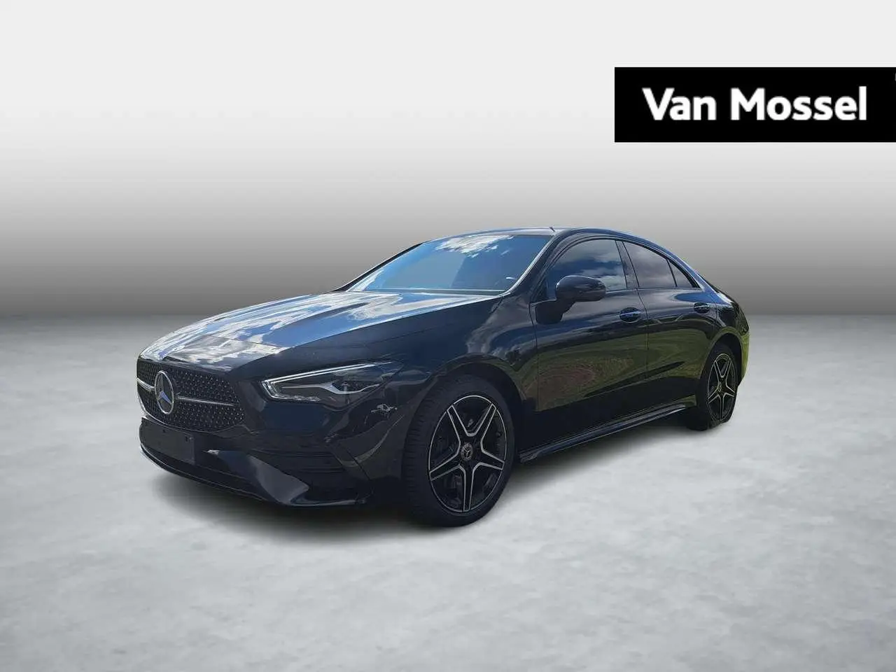 Photo 1 : Mercedes-benz Classe Cla 2023 Hybrid