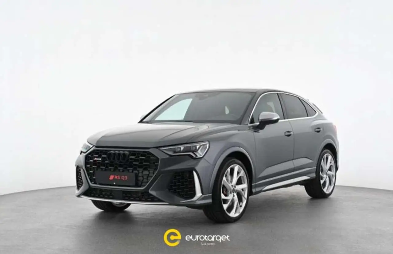 Photo 1 : Audi Rsq3 2021 Essence