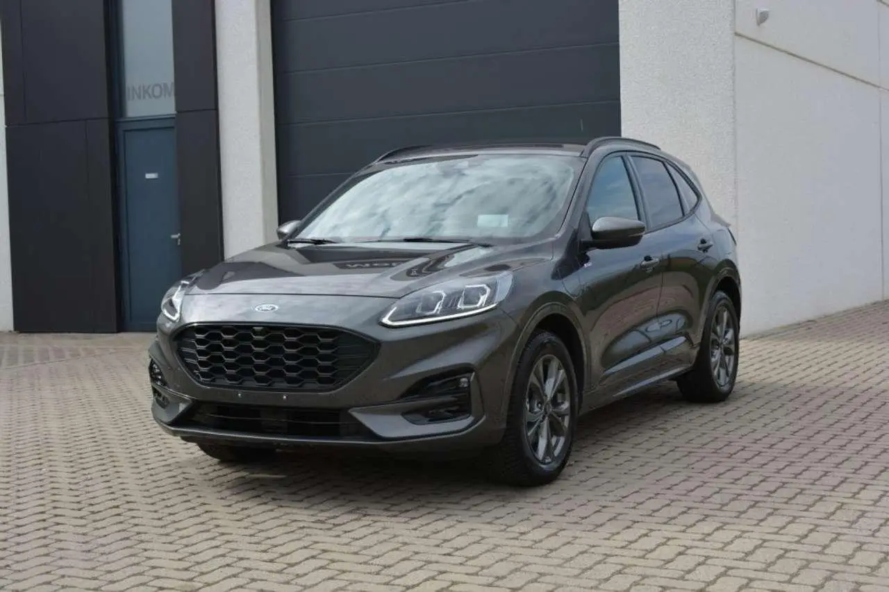 Photo 1 : Ford Kuga 2021 Hybride