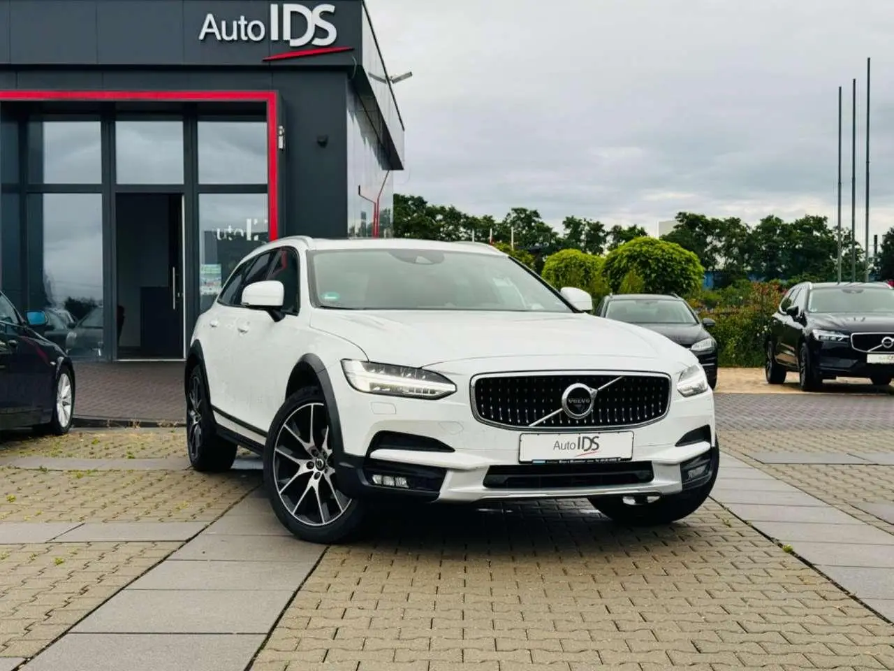 Photo 1 : Volvo V90 2020 Diesel