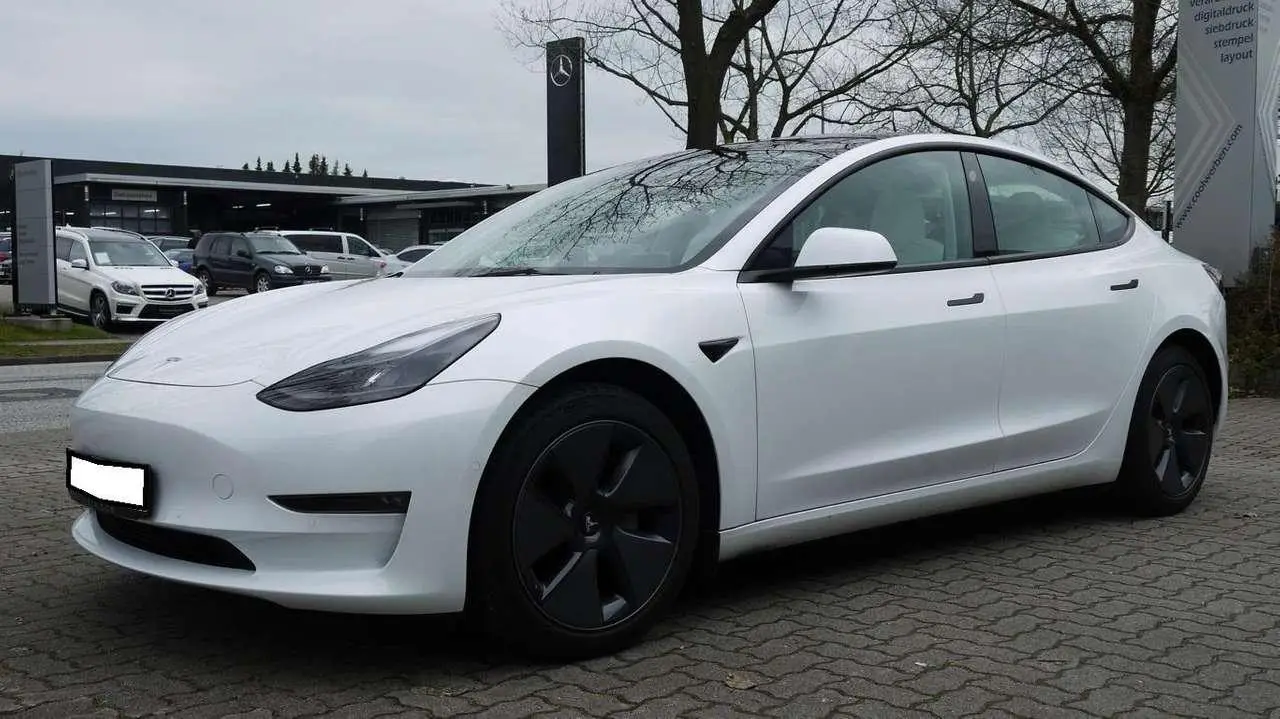 Photo 1 : Tesla Model 3 2022 Electric