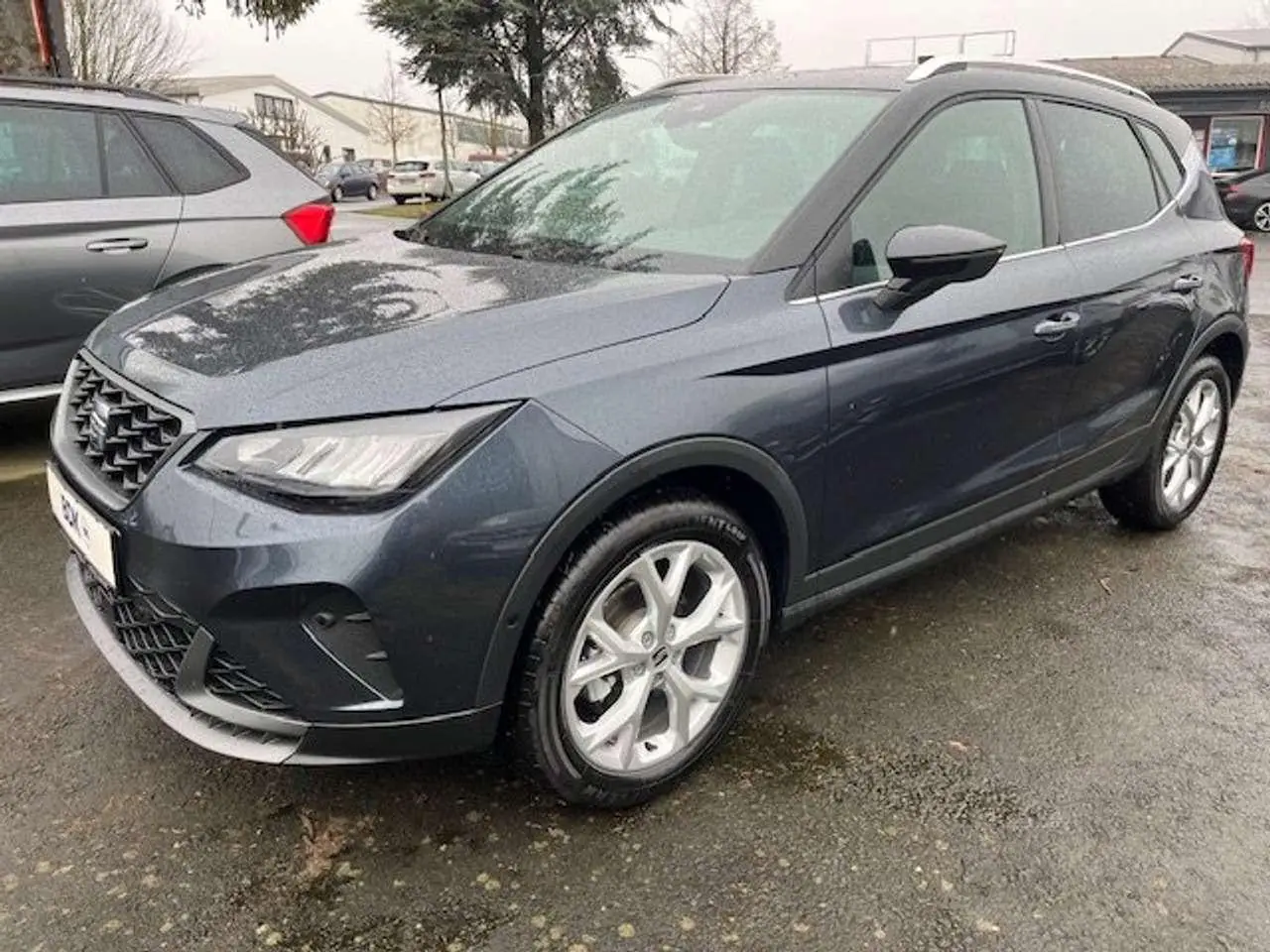 Photo 1 : Seat Arona 2024 Petrol