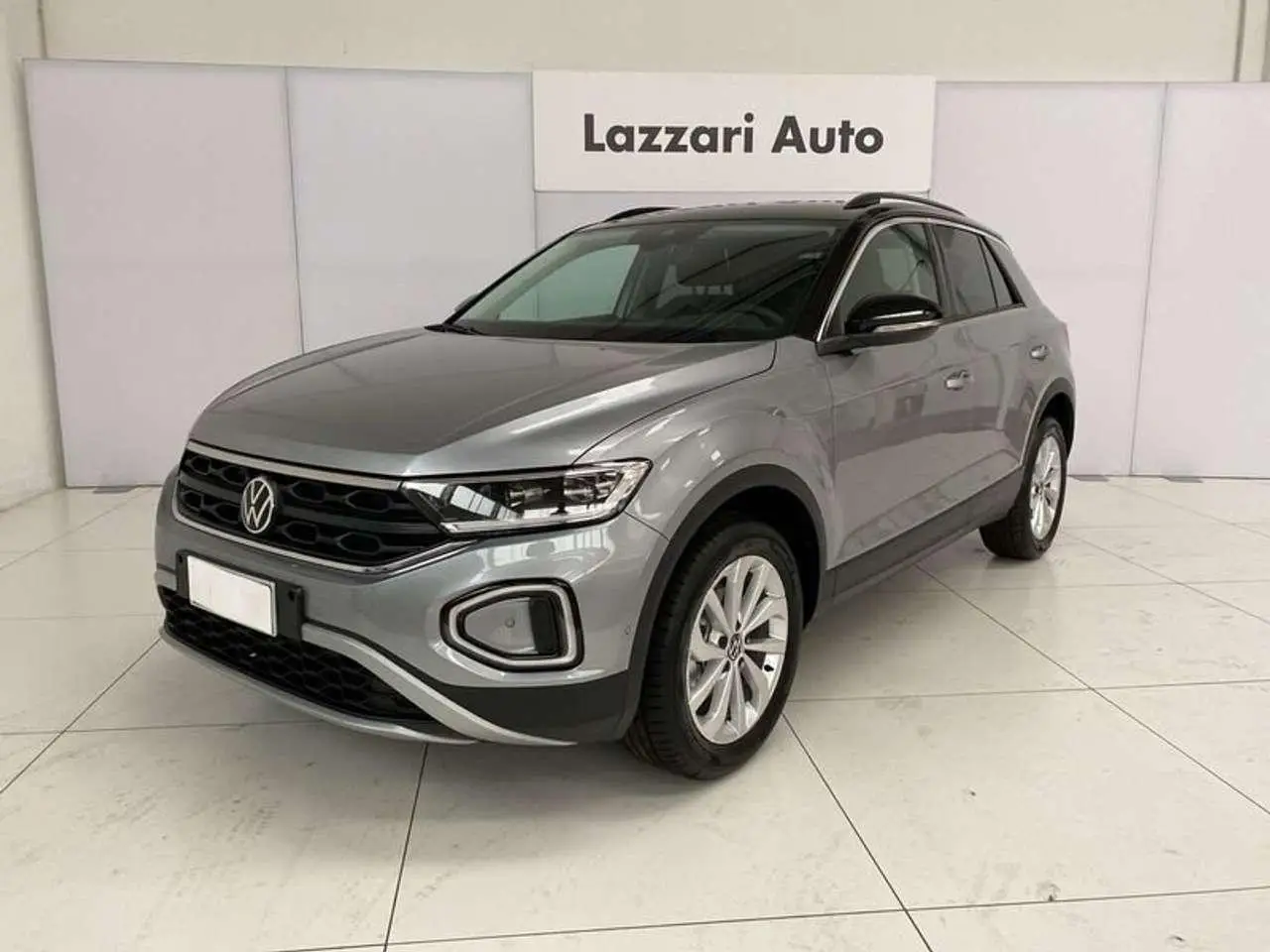 Photo 1 : Volkswagen T-roc 2024 Essence