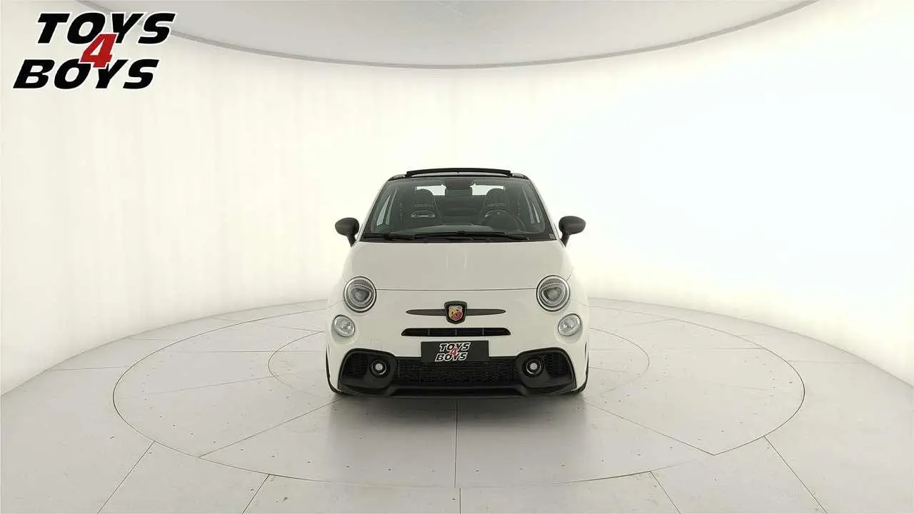 Photo 1 : Abarth 595 2024 Essence