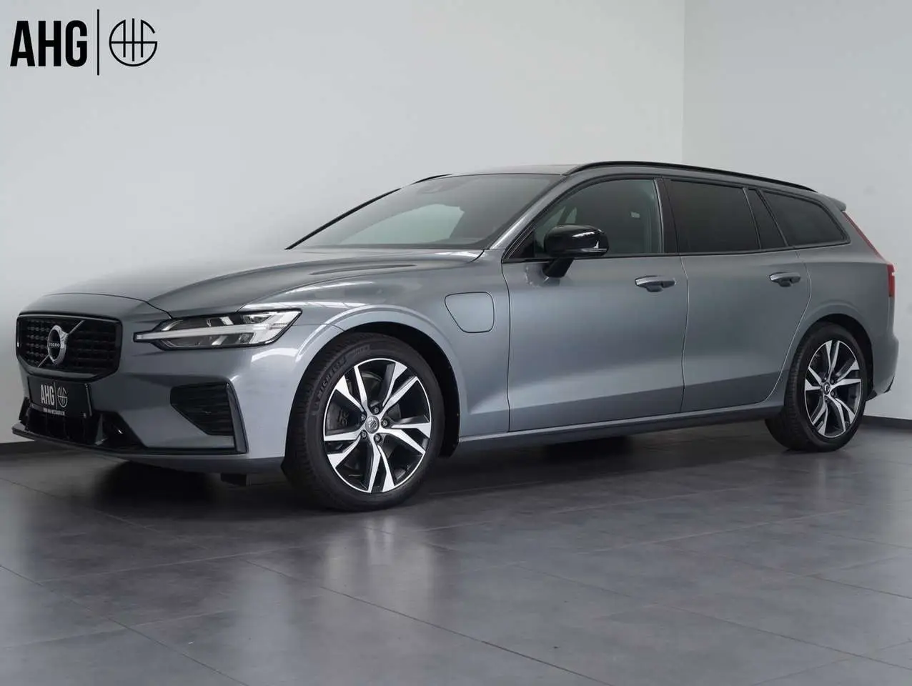 Photo 1 : Volvo V60 2021 Hybride