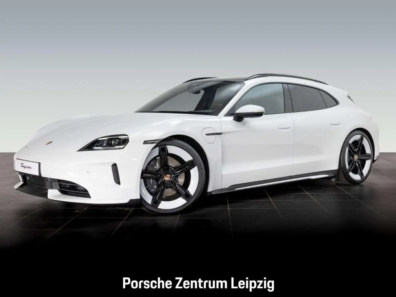 Photo 1 : Porsche Taycan 2024 Electric