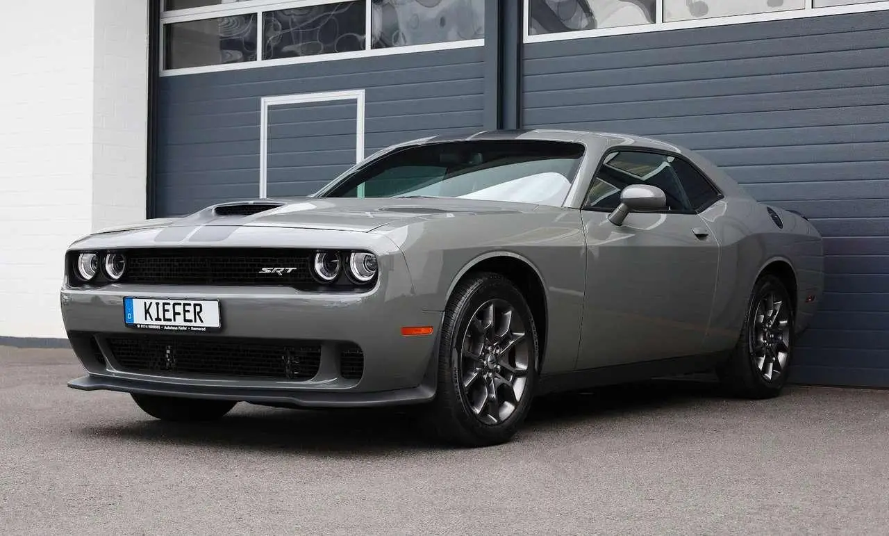 Photo 1 : Dodge Challenger 2018 Petrol