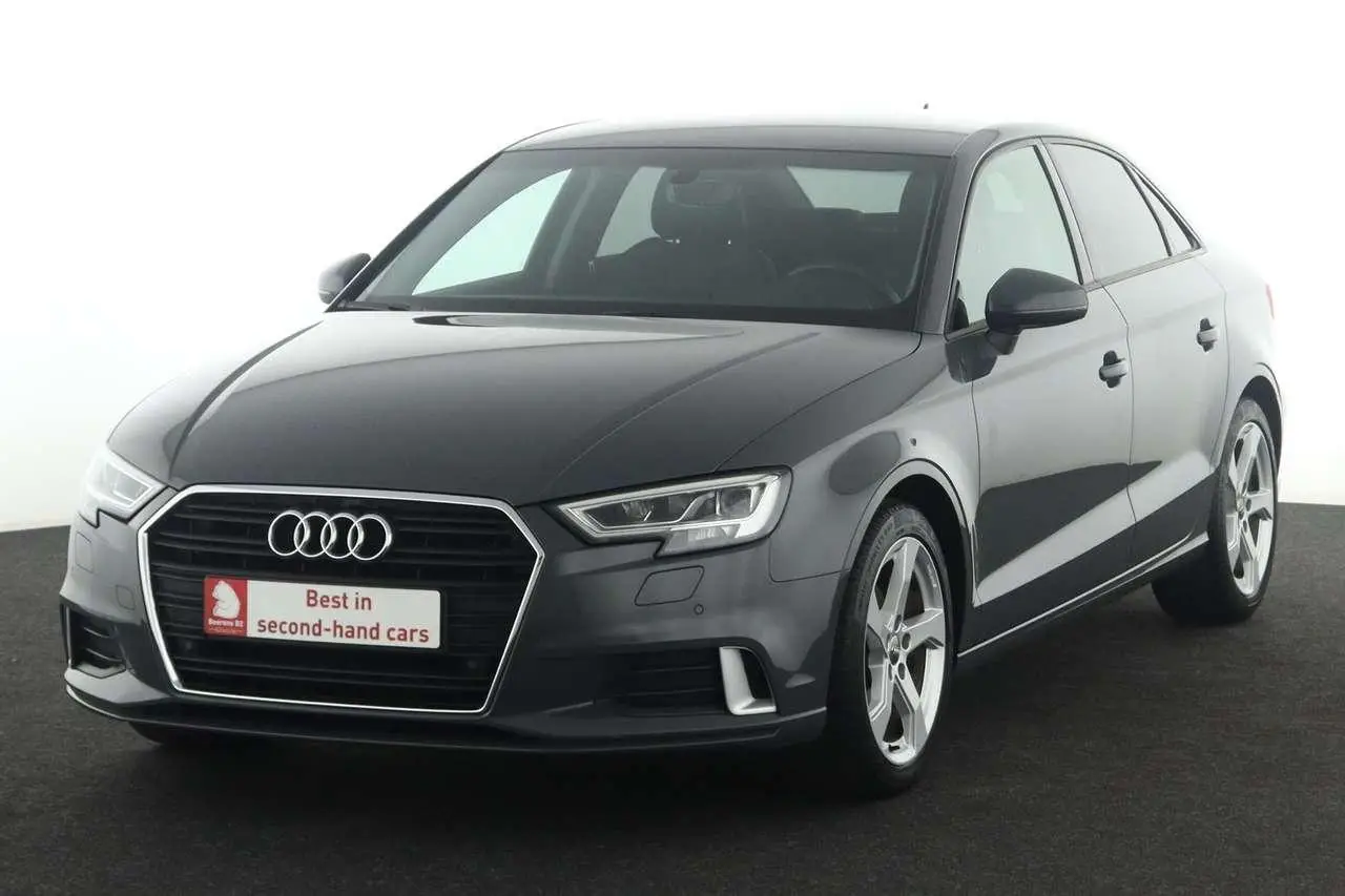 Photo 1 : Audi A3 2020 Petrol