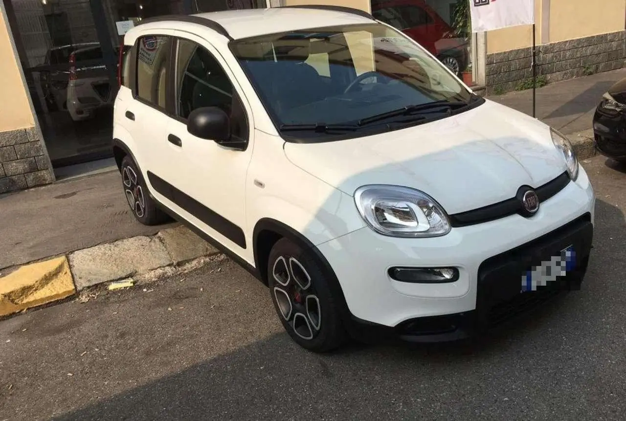 Photo 1 : Fiat Panda 2024 Hybride